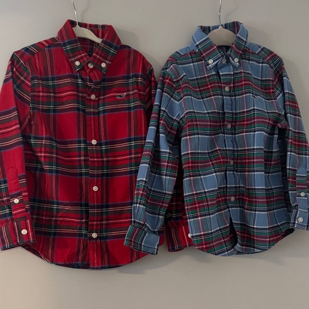 Set of 2- Vineyard Vines shirts - Red and Blue